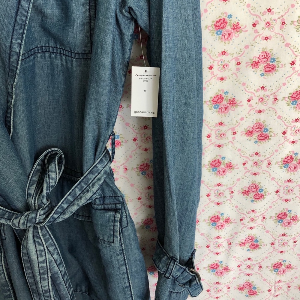 Gap Denim Trench.  Size M.